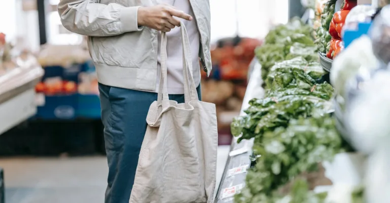 découvrez les critères essentiels pour choisir le sac idéal selon vos besoins, style et budget.