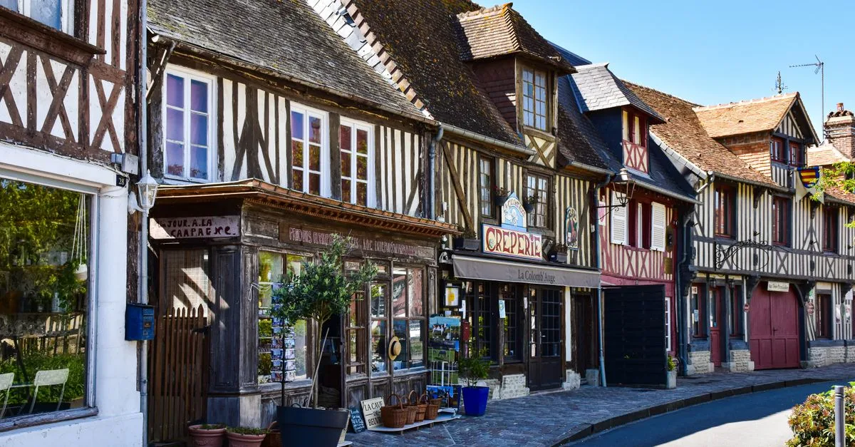 découvrez la gastronomie de normandie, ses saveurs authentiques, ses produits locaux de qualité et ses spécialités culinaires riches en tradition.