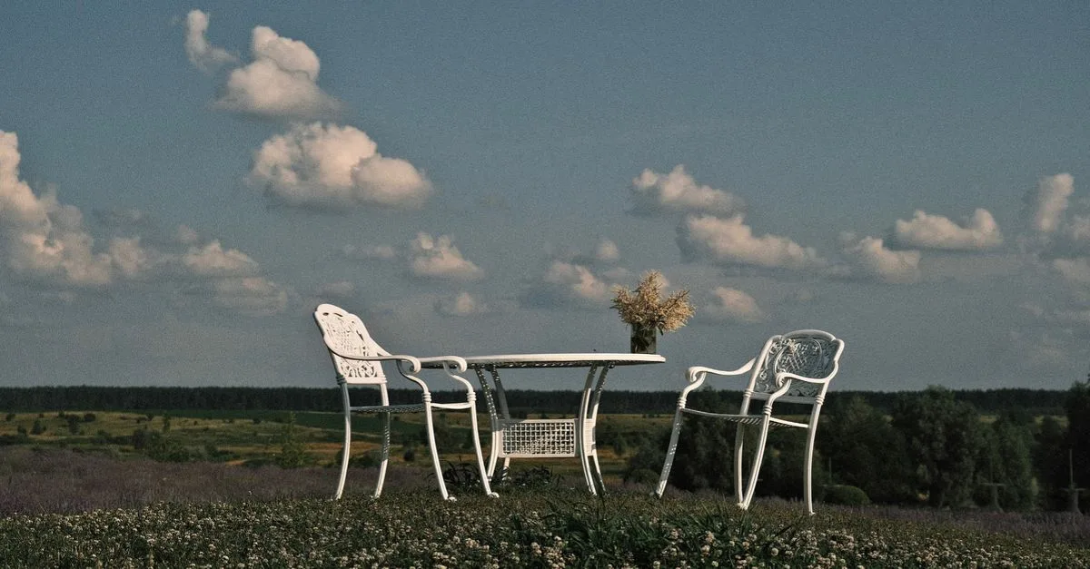 découvrez notre sélection de mobilier d'extérieur alliant confort et design pour sublimer votre jardin, terrasse ou balcon.